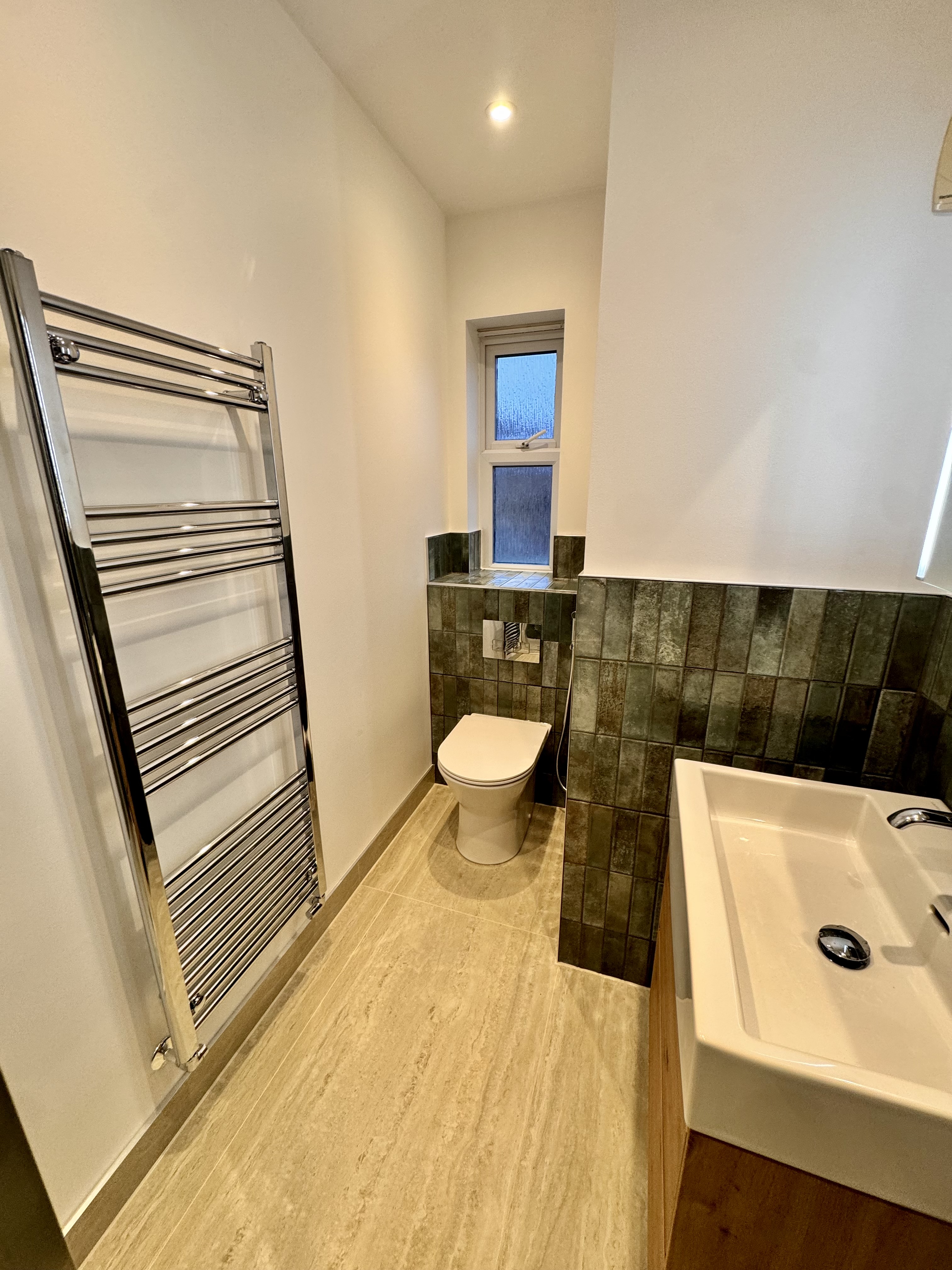 Bathroom renovation Aylesbury - Photo 9